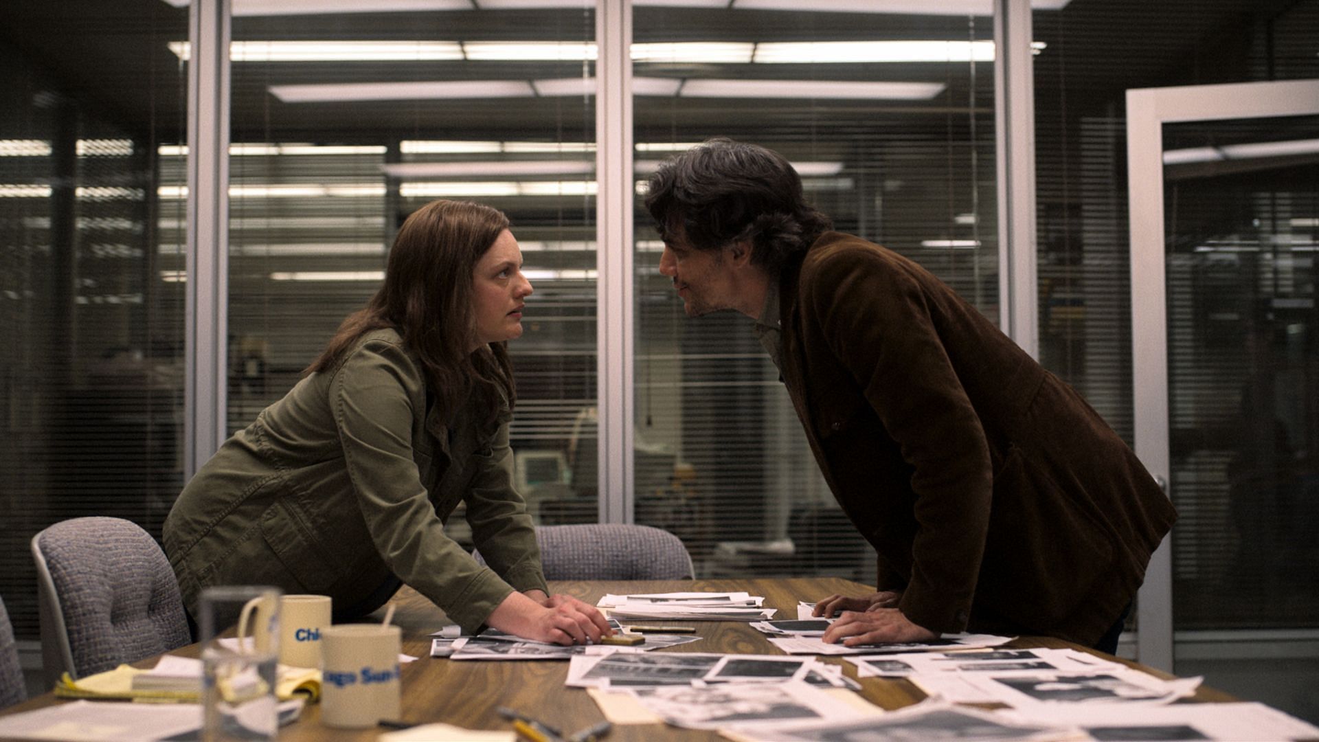 Shining Girls, like The Handmaid’s Tale, showcases Elisabeth Moss’ versatility (Image via Apple TV)